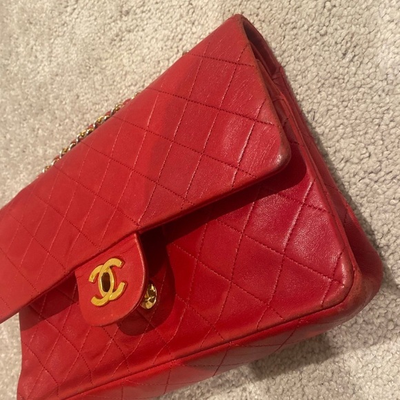 Chanel Medium Classic Double Flap Bag - Picture 5 of 12